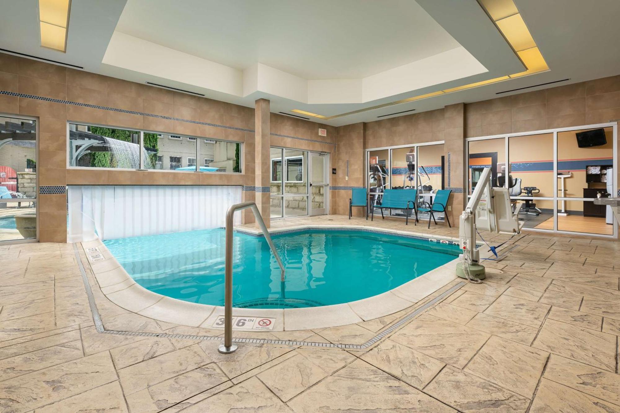 Hampton Inn & Suites Chattanooga Downtown Dış mekan fotoğraf